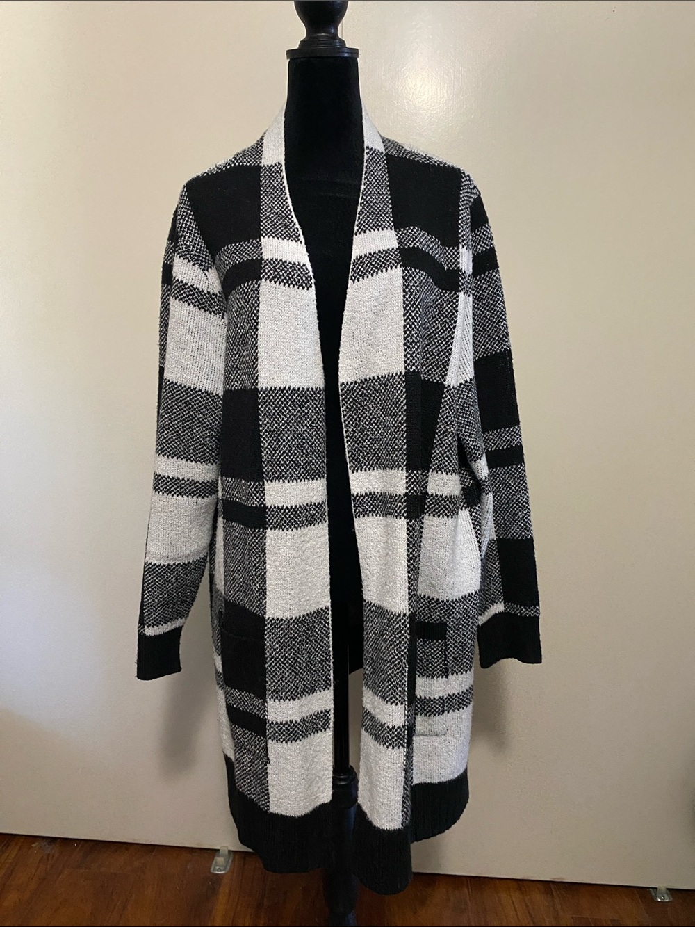 Black & White Plaid Open-Front Cardigan Sweater